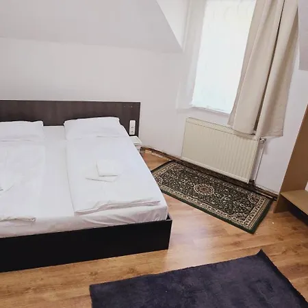 Zum Deutschen Eck 3*