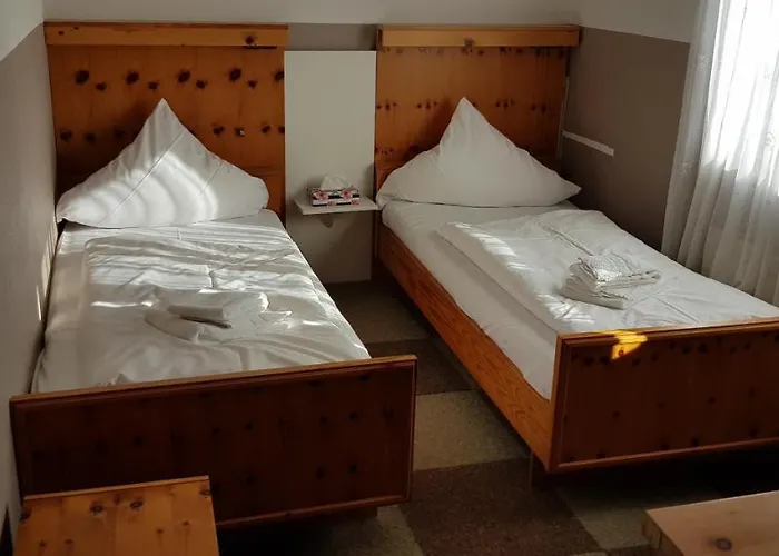 Zum Deutschen Eck فلبرت